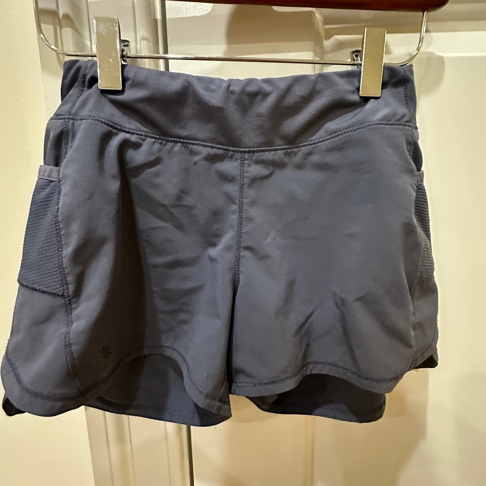 Girls Athleta shorts sz 8-10
